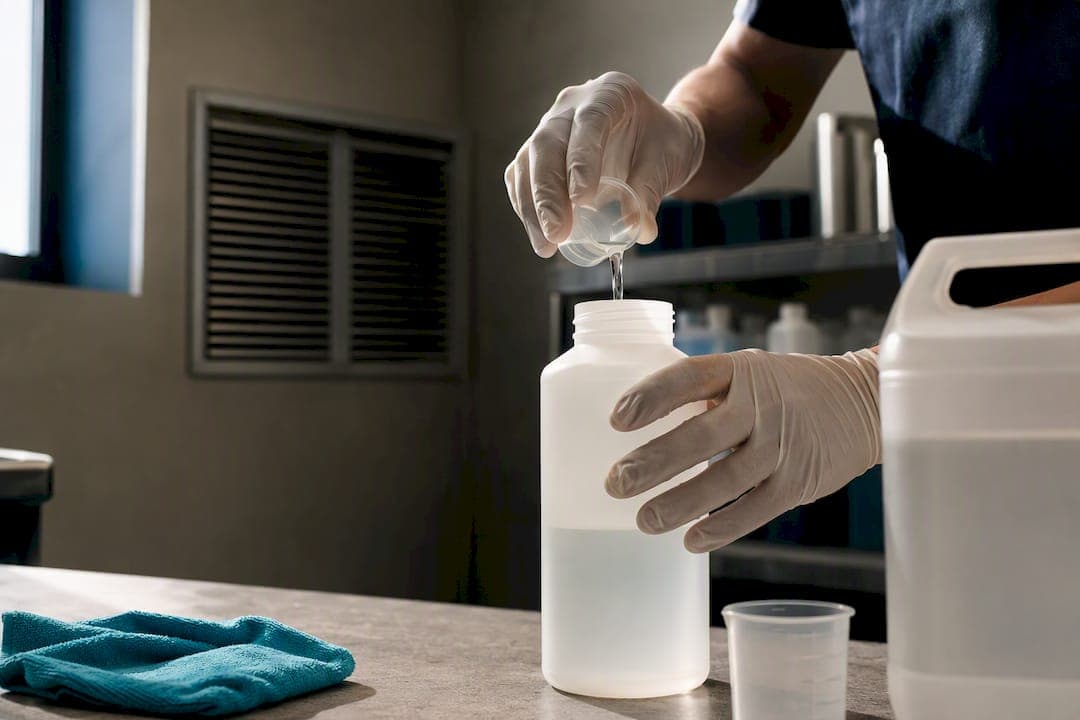 Property Managers: Cut VOCs by Swapping 4 Cleaners, Per EPA & EWG